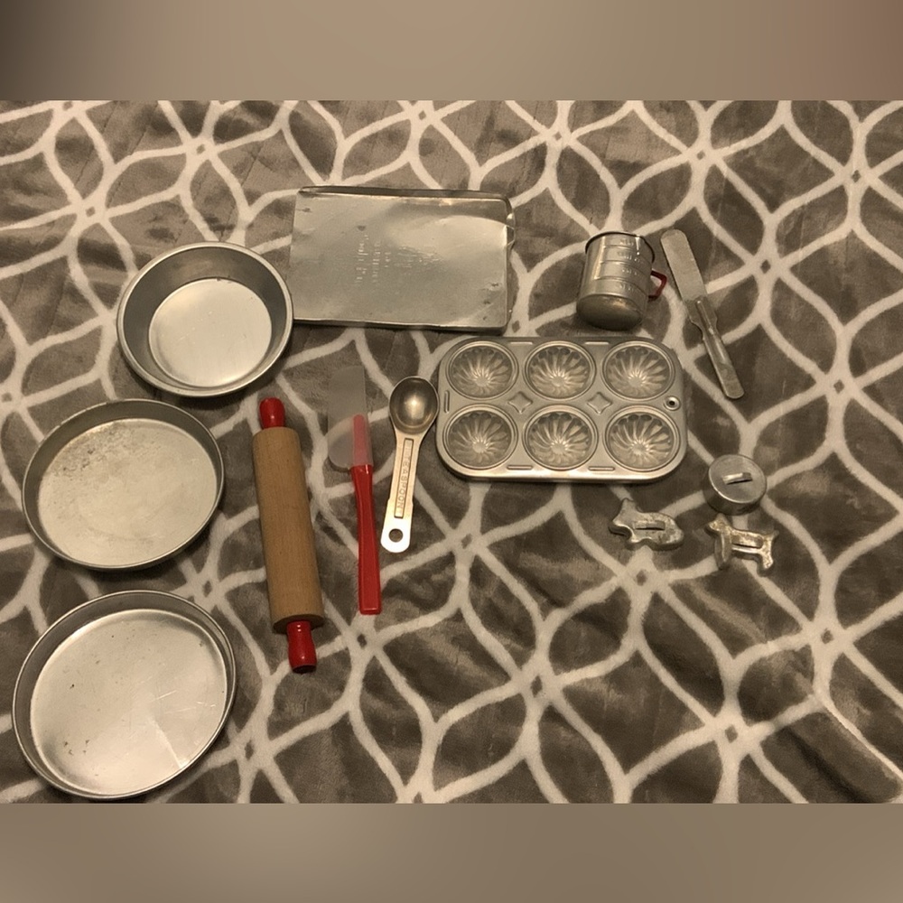 Vintage 1940s Cooking toy